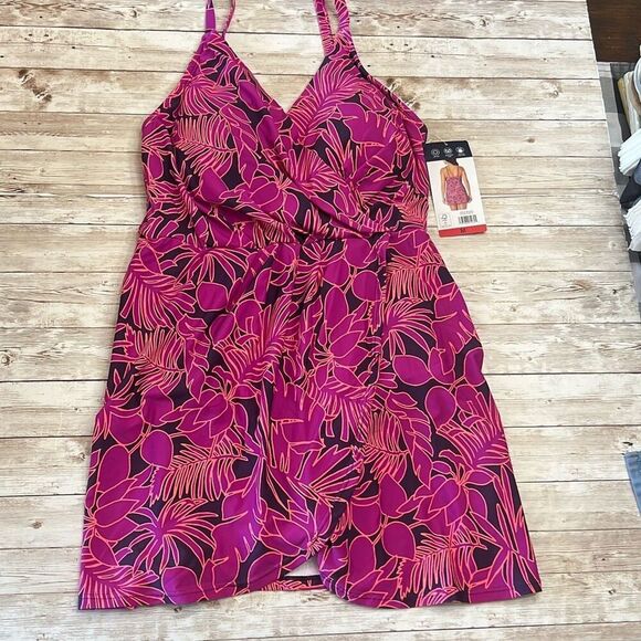 LANDS’ END Ladies’ Swim Dress Medium Purple Floral Built-in One Piece Swimsuit - Picture 9 of 16